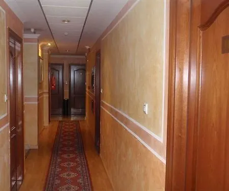 Hotel Inca 3*