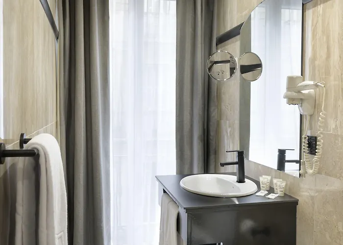 インカ ホテル 3*